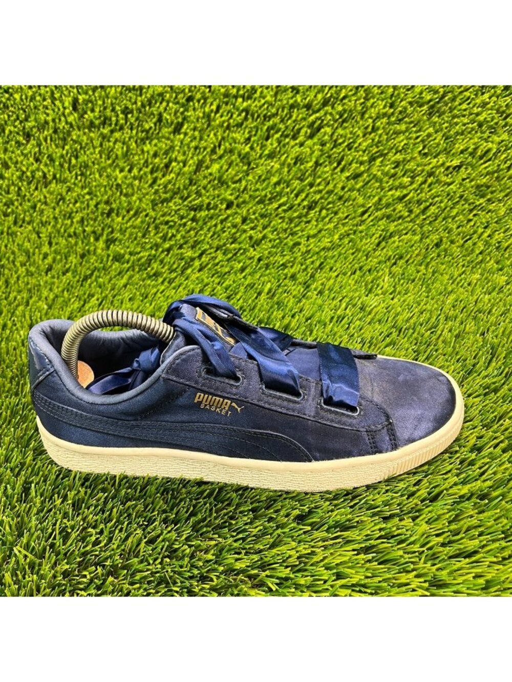 Puma Basket Heart Boys Size 7Y Blue Athletic Casual Walking Shoes Sneakers